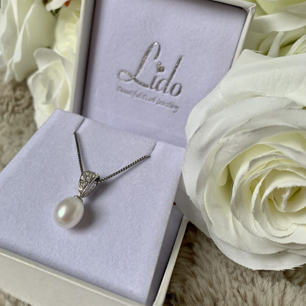 Lido Pearl Necklace