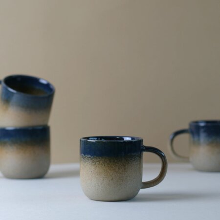 aura-earthenware-mug