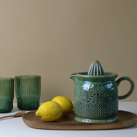 liselu-green-stoneware-lemon-juicer