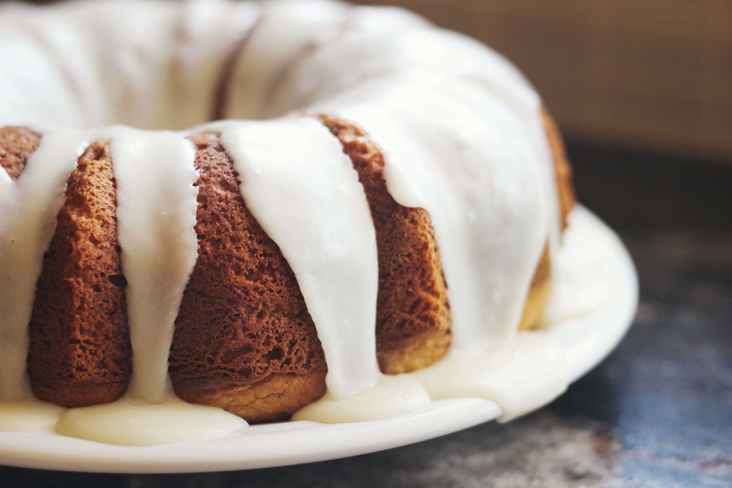 You are currently viewing A Delicious Christmas Recipe for Cranberry Orange Bundt Cake