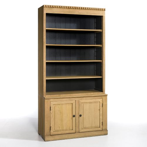 Oak Furniture: Oak Bookcase